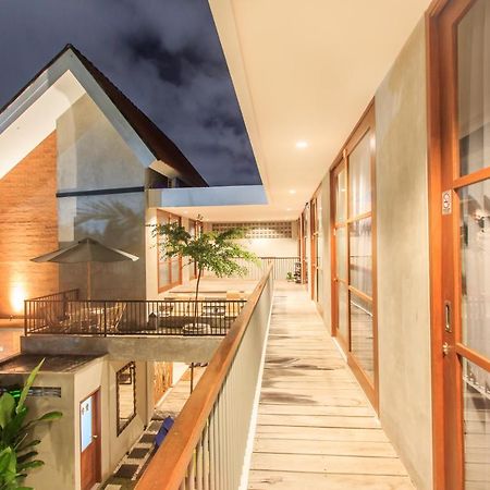 The Jero 18 Kuta Guest House Kuta Lombok Exterior foto
